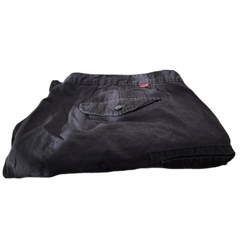 Levis excellent pre